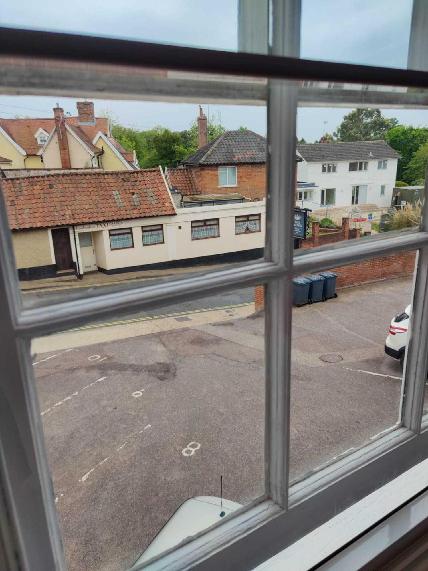 The Crown Hotel Framlingham Bilik gambar
