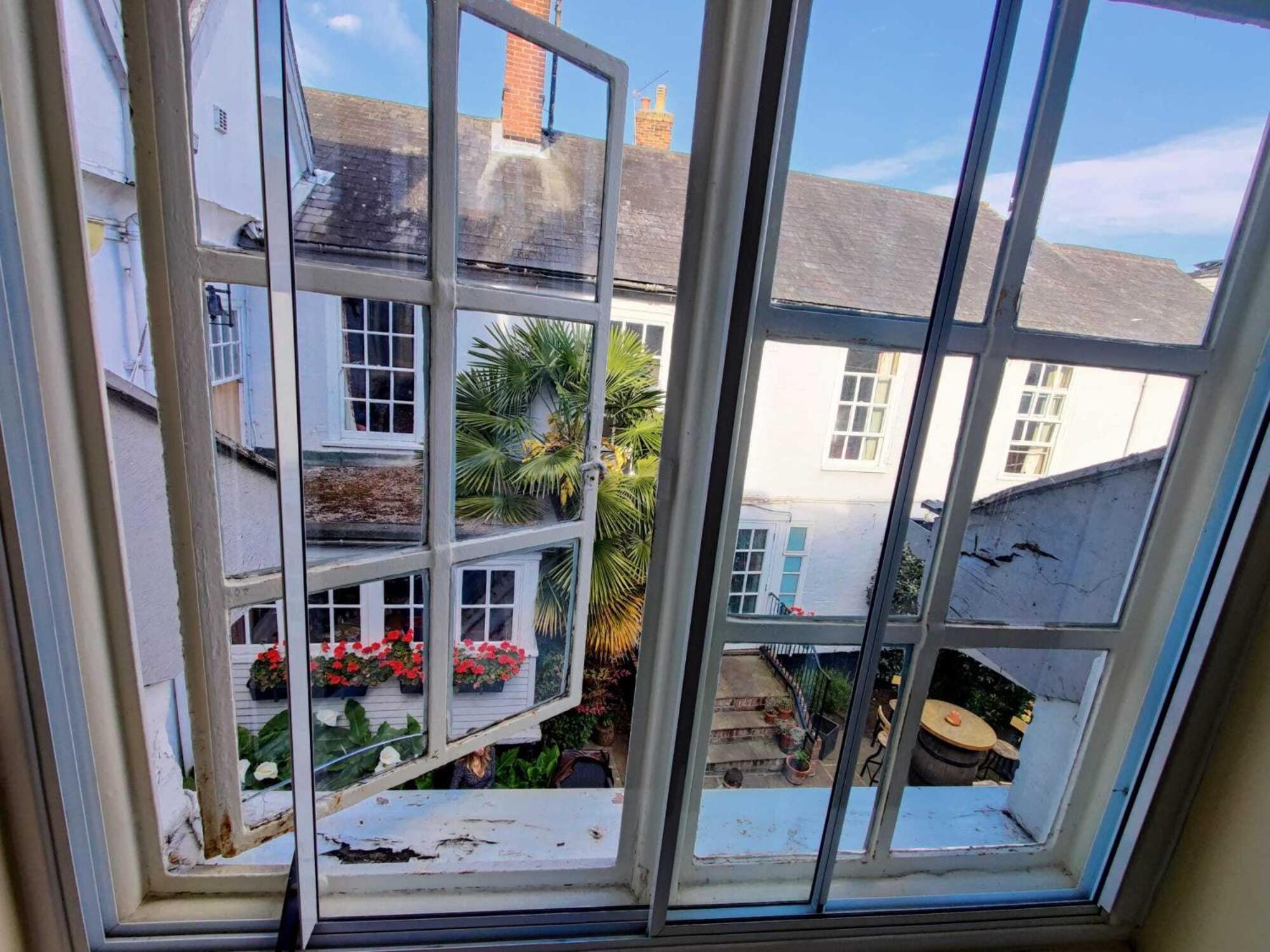 The Crown Hotel Framlingham Bilik gambar